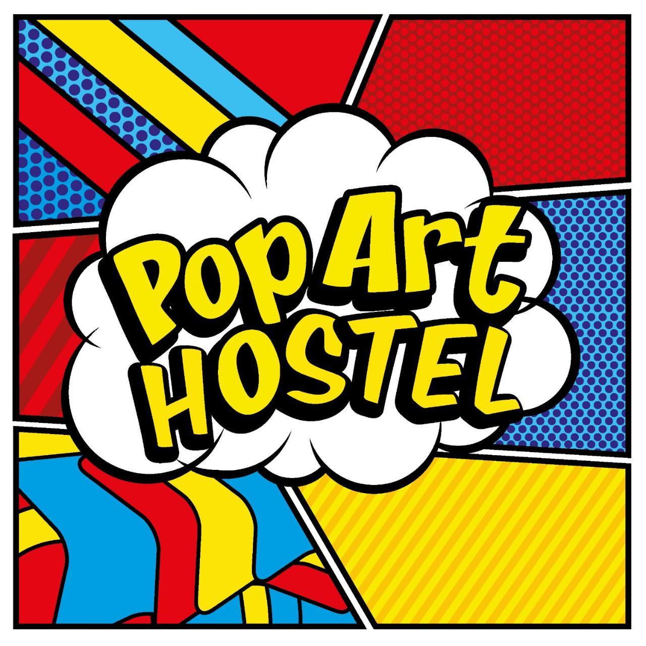 Pop Art Hostel Leopoli Esterno foto